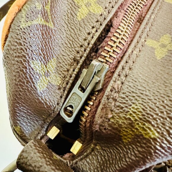 AUTHENTIC LOUIS VUITTON MONOGRAM CANVAS NILE MESSENGER BAG VINTAGE - Picture 14 of 16